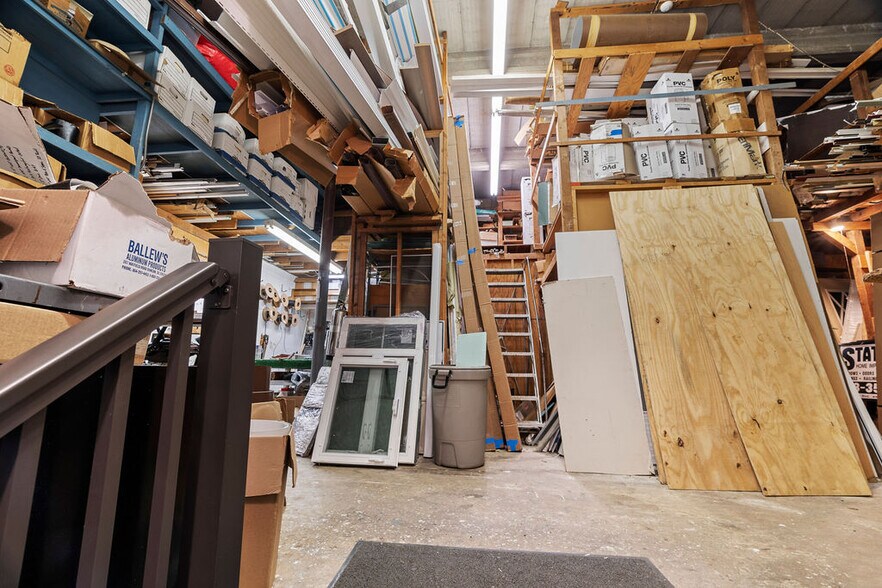 More Photos Of 1475 Hylan Blvd, Staten Island Freestanding For Sale