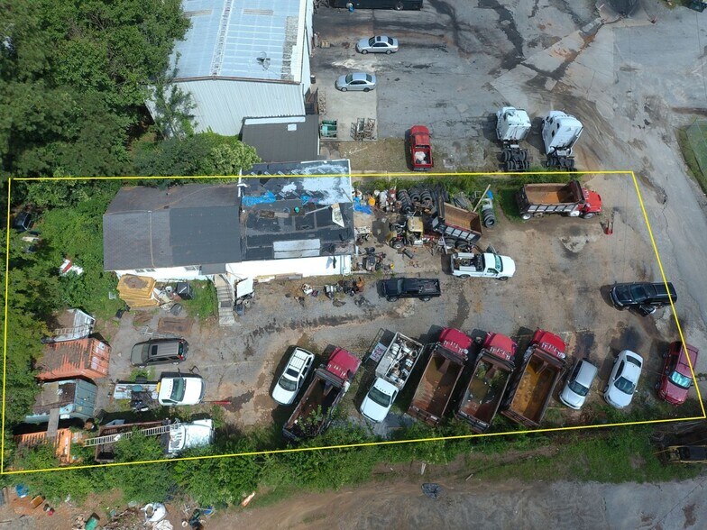 More Photos Of 1554-1574 Cedar Grove Rd, Conley Warehouse For Sale