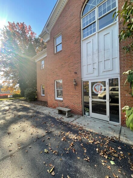 More Photos Of 995 Beaver Grade Rd, Coraopolis Medical For Lease