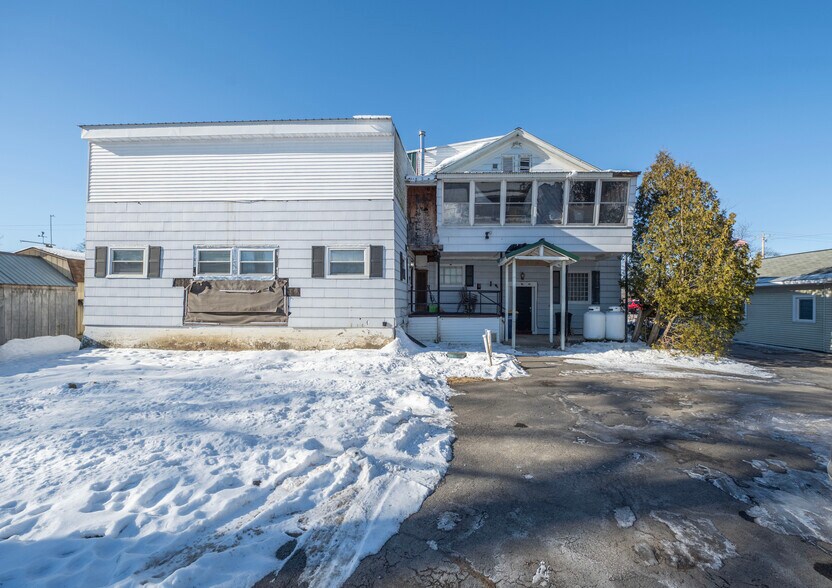 More Photos Of 5346 Canal St, Durhamville Storefront Retail Residential For Sale