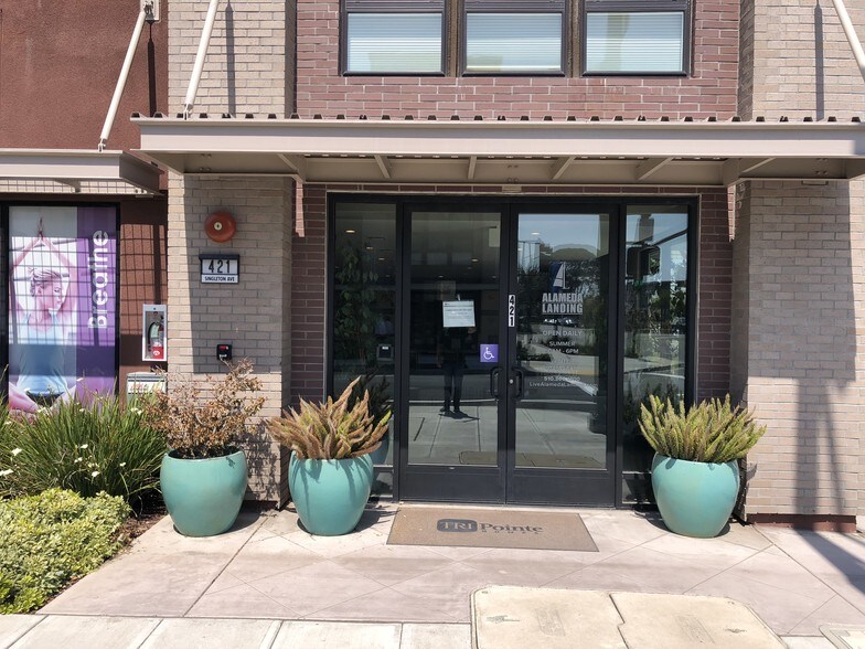 Primary Photo Of 421 Singleton Ave, Alameda Medical For Lease