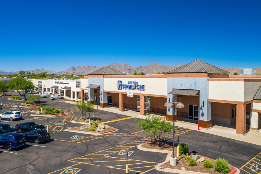 More Photos Of 8710-8776 E Shea Blvd, Scottsdale Storefront For Lease