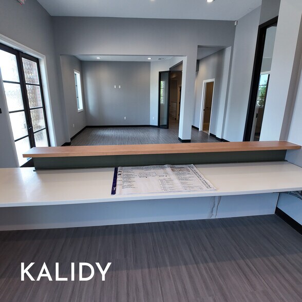More Photos Of 2220 NW 164th St, Edmond Office For Sale