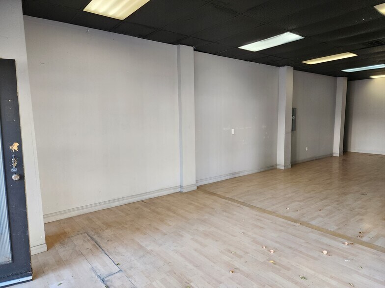 More Photos Of 2676-2678 W Pico Blvd, Los Angeles Storefront For Lease