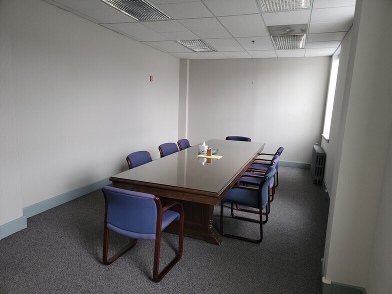 More Photos Of 910 Gilpin Ave, Wilmington Medical For Sale