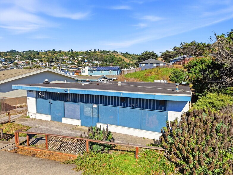 More Photos Of 699 Oceana Blvd, Pacifica Restaurant For Sale