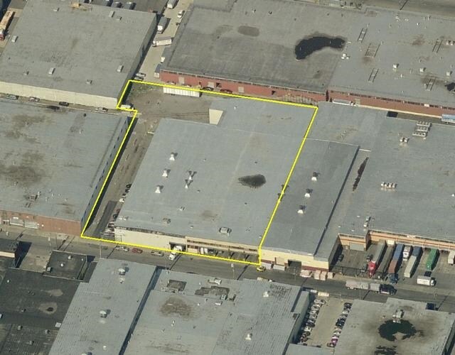 More Photos Of 5700 49th St, Maspeth Warehouse For Lease