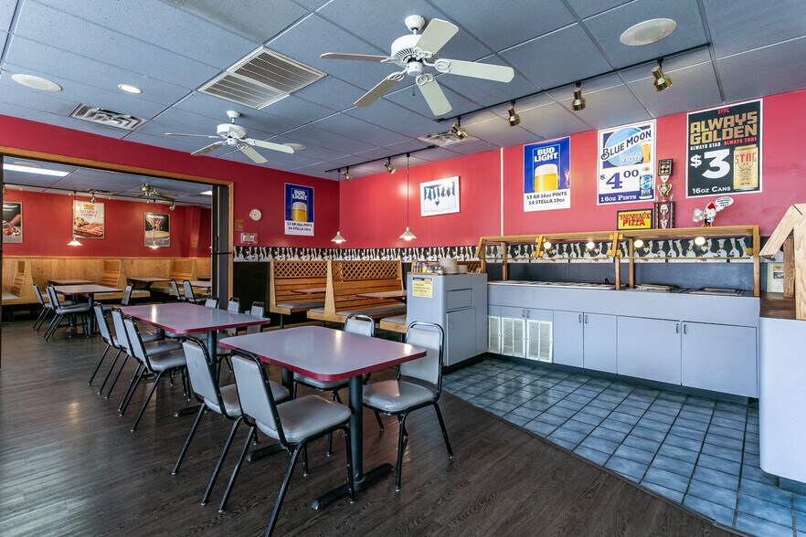 More Photos Of 105 S Jefferson St, Millstadt Storefront For Sale