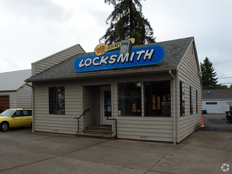 Primary Photo Of 1229 W 7th Ave, Eugene Storefront For Lease