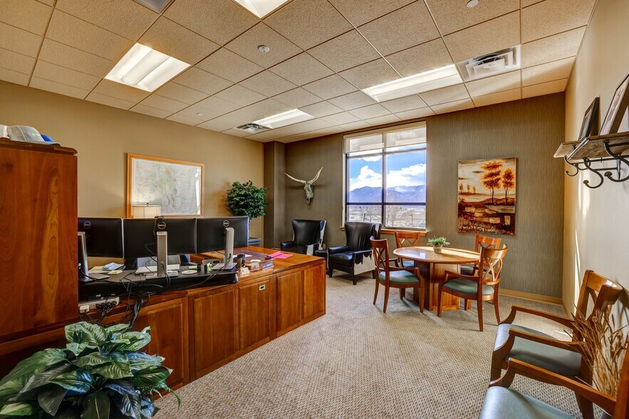 More Photos Of 5110 Edison Ave, Colorado Springs Office For Lease