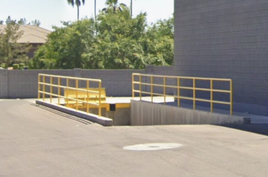 More Photos Of 1025 N McQueen Rd, Gilbert Warehouse For Lease