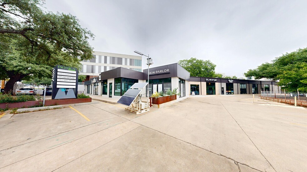 More Photos Of 2324 S Lamar Blvd, Austin Unknown For Lease
