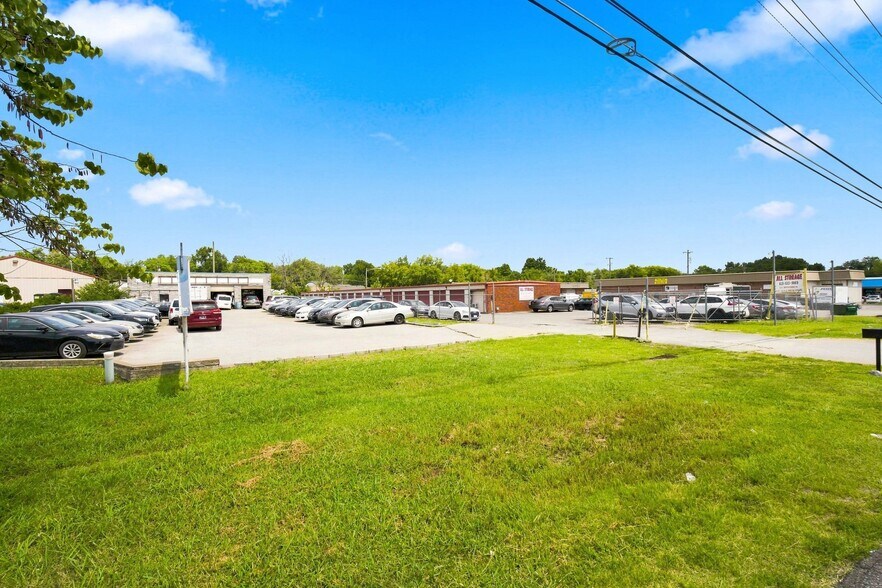 More Photos Of 5397 Murfreesboro Rd, La Vergne Freestanding For Sale