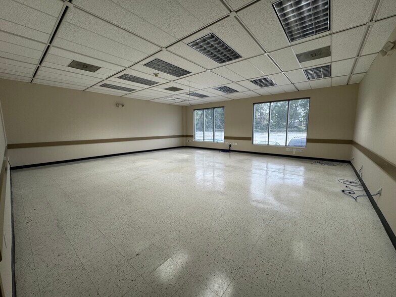More Photos Of 1628 Browning Rd, Columbia Loft Creative Space For Lease