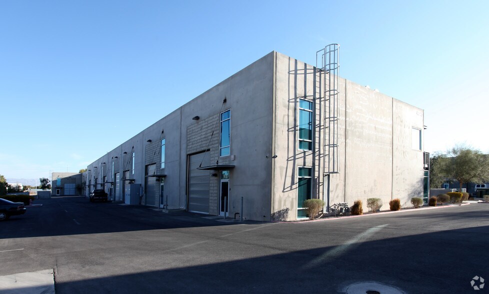 More Photos Of 4040 E Post Rd, Las Vegas Showroom For Sale