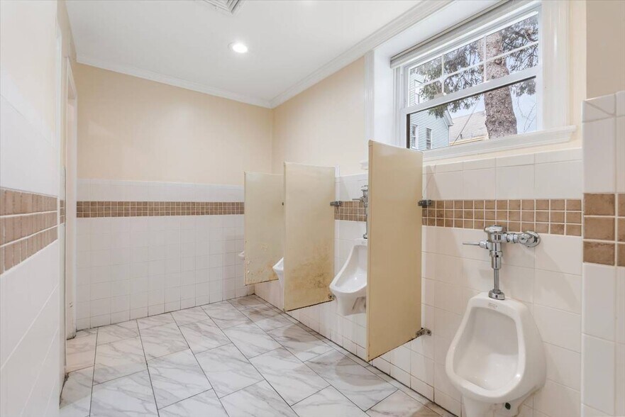 More Photos Of 338 Delawanna Ave, Clifton Daycare Center For Sale