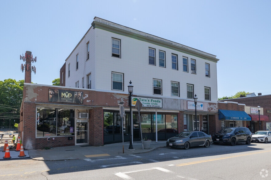 Primary Photo Of 66-72 Main St, Gardner Storefront Retail Residential For Lease