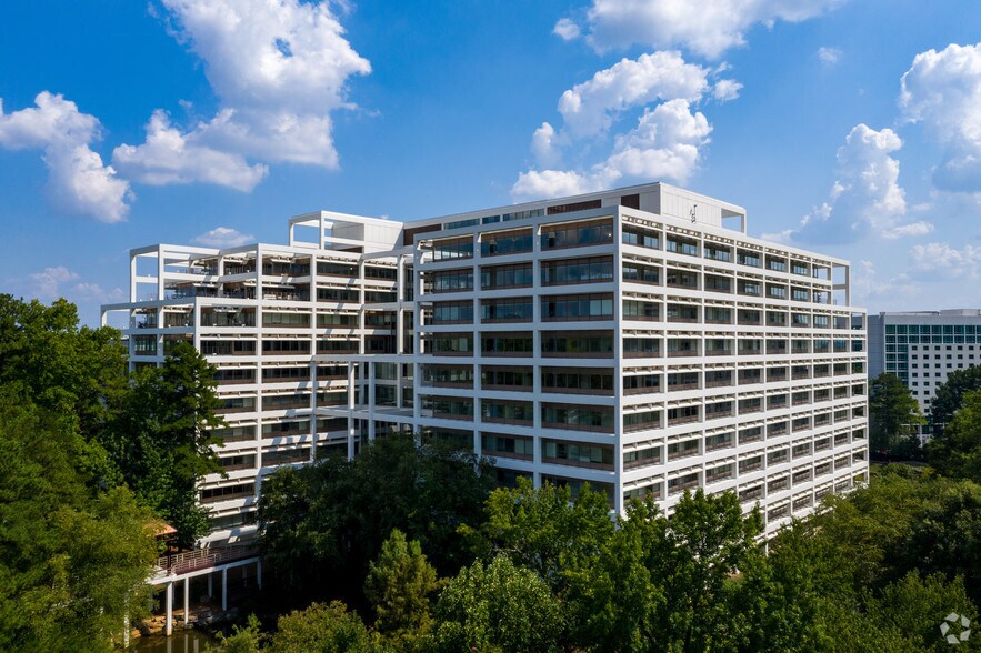 More Photos Of 400 Perimeter Center Ter, Atlanta Office For Lease