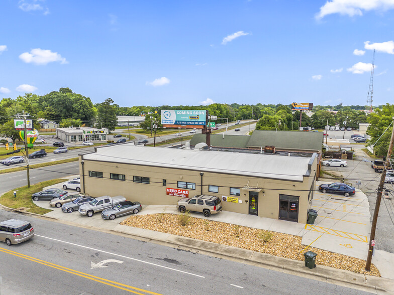 Primary Photo Of 1042 E Lindsay St, Greensboro Light Manufacturing For Sale