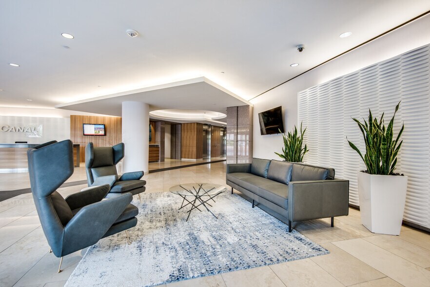 More Photos Of 400 E Las Colinas Blvd, Irving Office For Lease