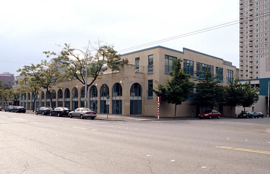 More Photos Of 2505 3rd Ave, Seattle Office For Lease