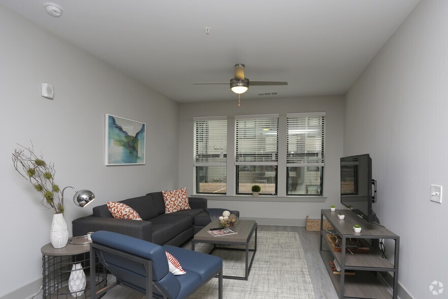 More Photos Of 114 Earle St, Clemson Apartments For Lease