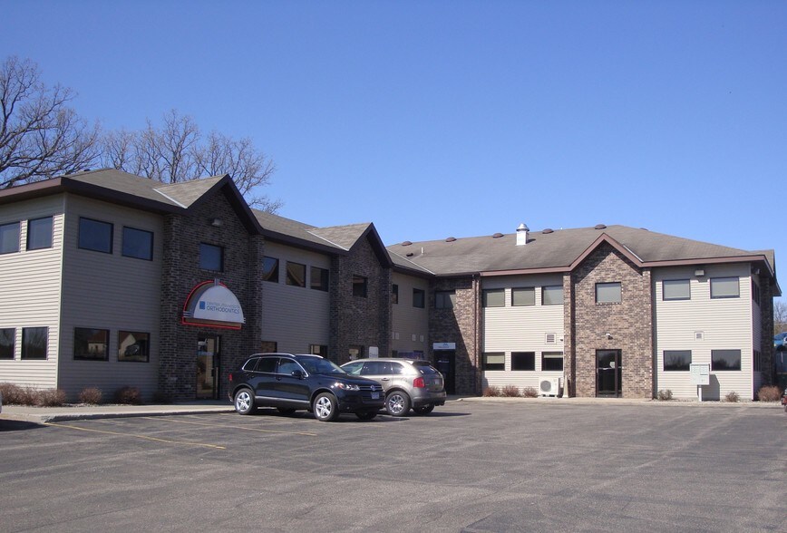 More Photos Of 402 Red River Ave N, Cold Spring Office For Lease