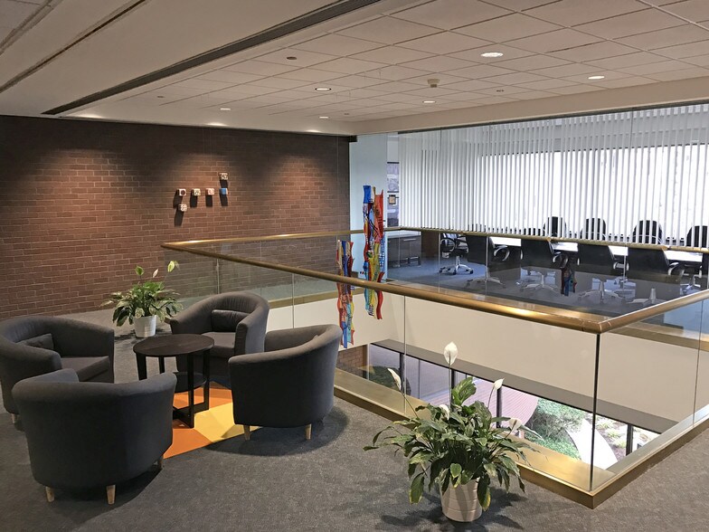 More Photos Of 4600 Forbes Blvd, Lanham Office For Sale