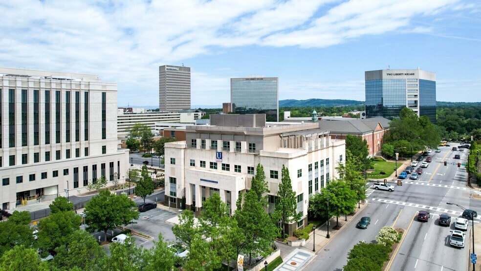 More Photos Of 306 E North St, Greenville Office For Lease