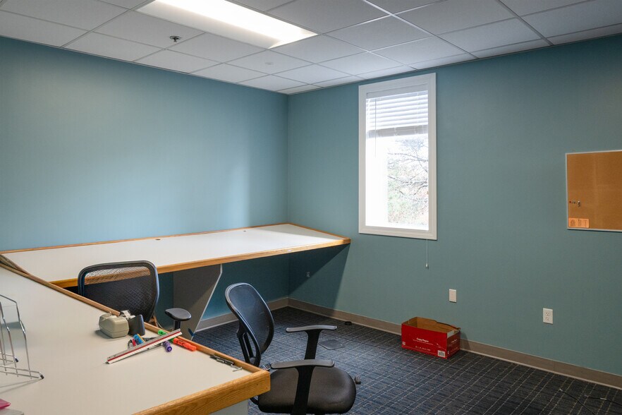 More Photos Of 106 Finnell Dr, Weymouth Unknown For Lease