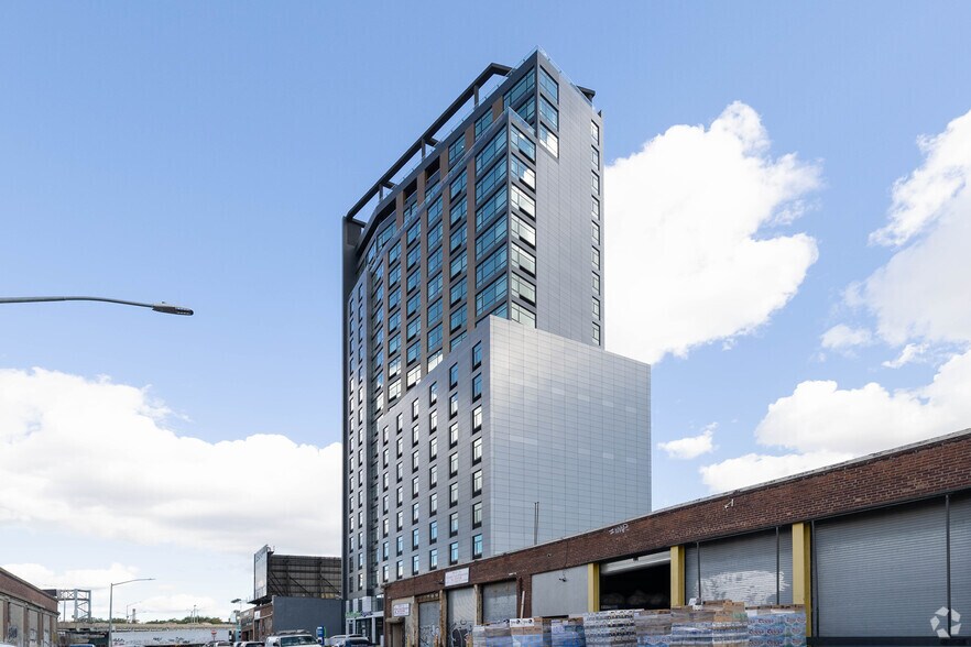 More Photos Of 52-09 31st Pl, Long Island City Hospitality For Sale