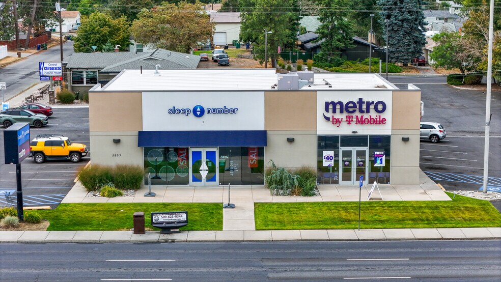 More Photos Of 5903 N Division St, Spokane Storefront For Sale