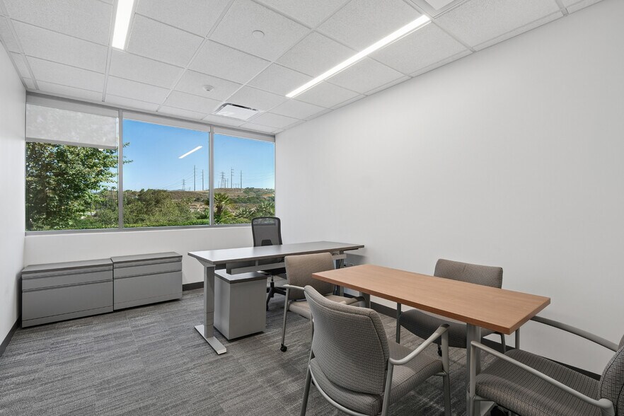 More Photos Of 20532 El Toro Rd, Mission Viejo Office For Sale