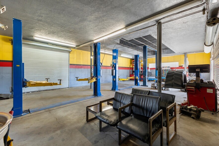 More Photos Of 2155 Trinity Dr, Los Alamos Industrial For Sale