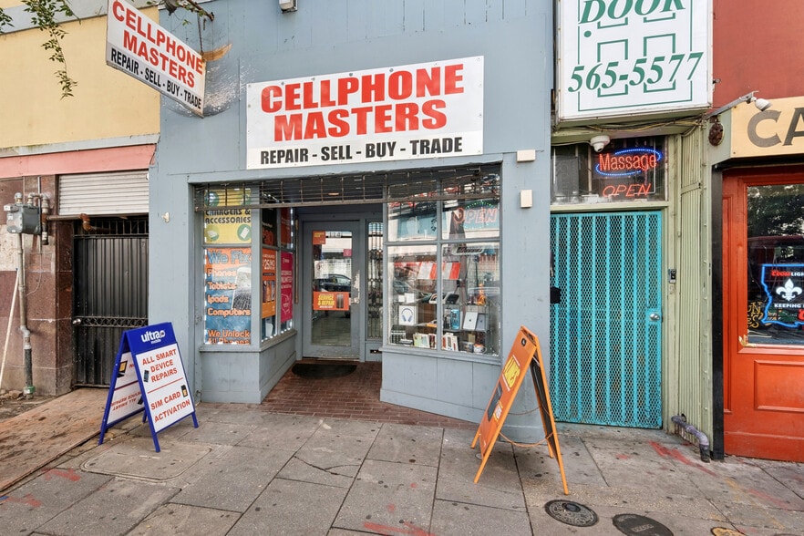 More Photos Of 114 Baronne St, New Orleans General Retail For Sale