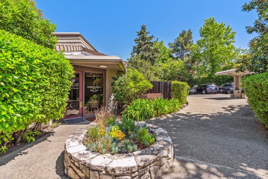 More Photos Of 1802 San Miguel Dr, Walnut Creek Medical For Sale