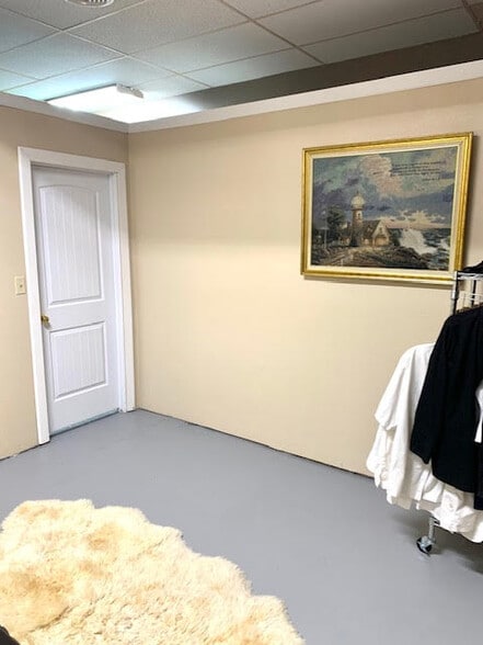 More Photos Of 809 Main Ave, Ralls Storefront Retail Office For Sale