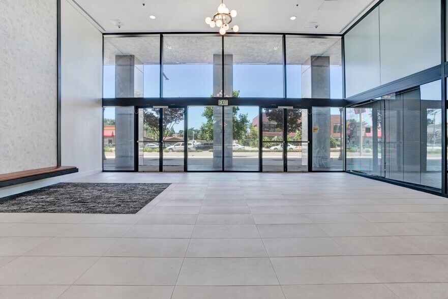 More Photos Of 222 S Harbor Blvd, Anaheim Office For Sale