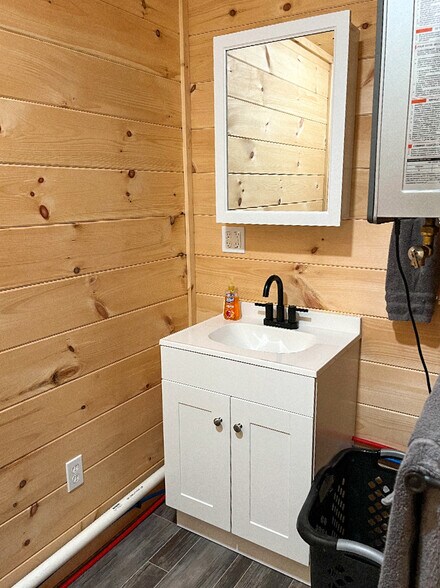 More Photos Of 20 McCarthy Rd, Brushton Apartments For Sale