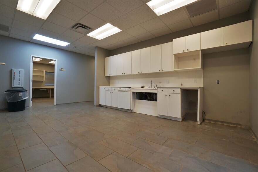 More Photos Of 248 Production Rd, Clinton Office Residential For Sale