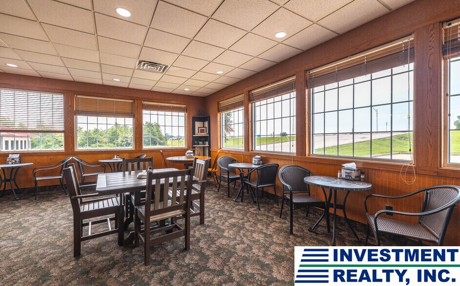 More Photos Of 60 Highway P, Cuba Freestanding For Sale