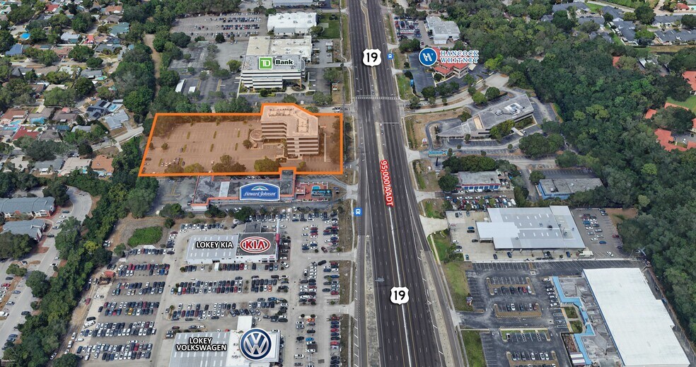 More Photos Of 28050 US Hwy 19 N, Clearwater Office For Lease