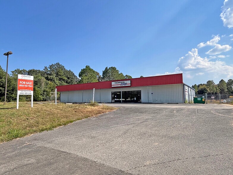 Primary Photo Of 106 Industrial Dr, Bonifay Storefront Retail Office For Sale