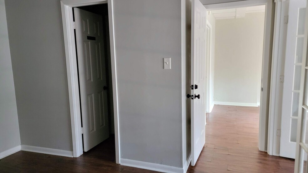 More Photos Of 14339 Torrey Chase Blvd, Houston Loft Creative Space For Lease