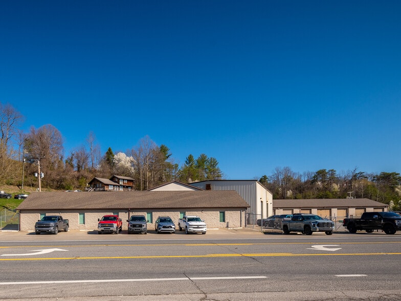 More Photos Of 14535 US Route 60, Milton Manufacturing For Sale
