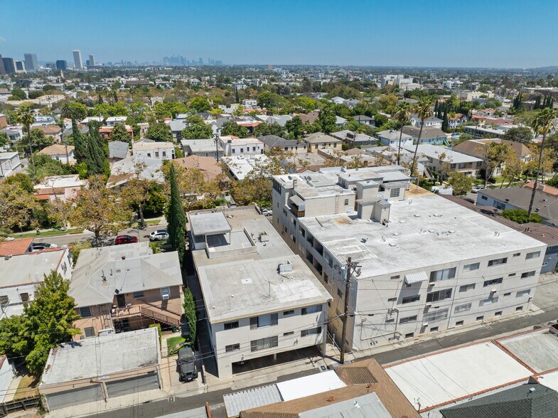 More Photos Of 439 S Oakhurst Dr, Beverly Hills Apartments For Sale