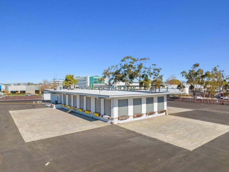 More Photos Of 7191 Carroll Rd, San Diego Truck Terminal For Lease