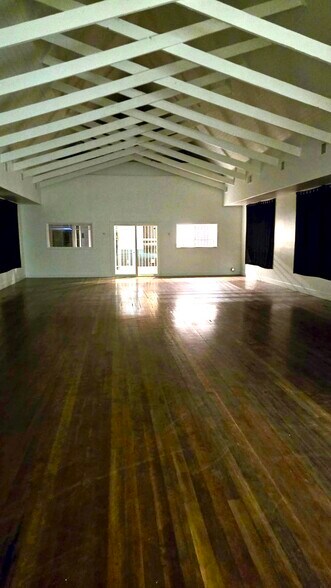 More Photos Of 919 E Bonneville Ave, Las Vegas Office Residential For Sale