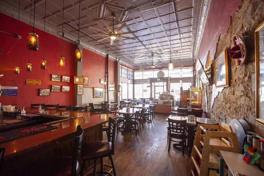 More Photos Of 341 N Commercial St, Trinidad General Retail For Sale