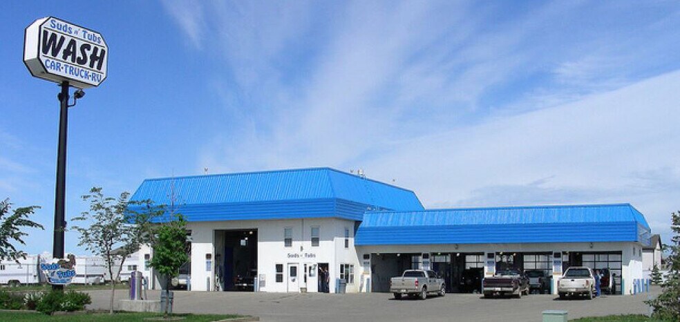 More Photos Of 10620 117 Av, Grande Prairie Carwash For Sale